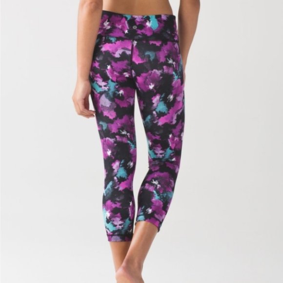 LULULEMON leggings with mesh zipper pockets Size 4 - Picture 3 of 9